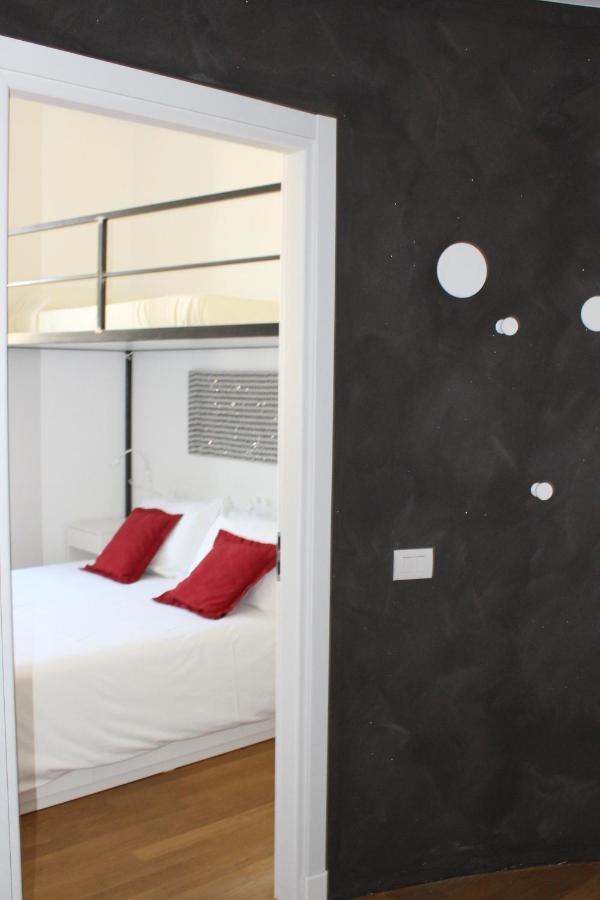 Palazzo Della Torre Elegant Apartment In Como Exteriör bild