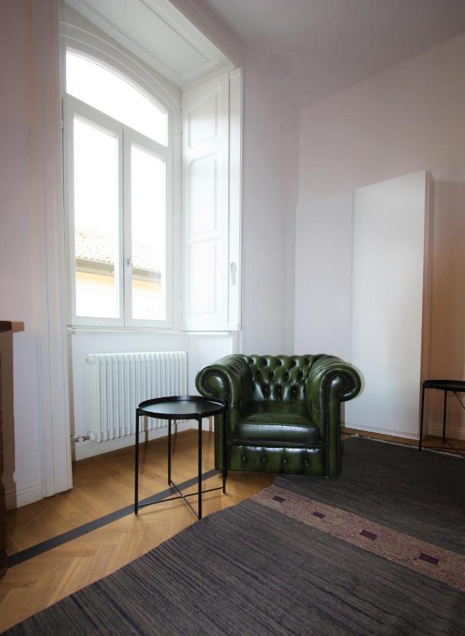 Palazzo Della Torre Elegant Apartment In Como Exteriör bild